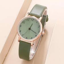 Women's Quartz Analog Leather Strap Watch
